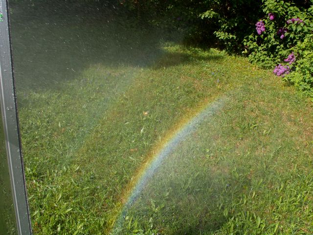Regenbogen im Garten